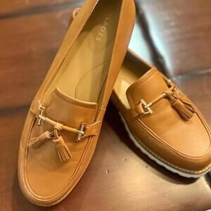 Talbots Cognac Leather Loafers Sz 10. EUC